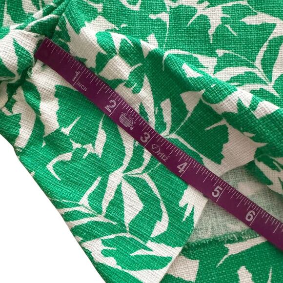 J. Crew 5" Basketweave Shorts Women Sz 4 Green White tropical leaf print 1216 - Picture 7 of 8